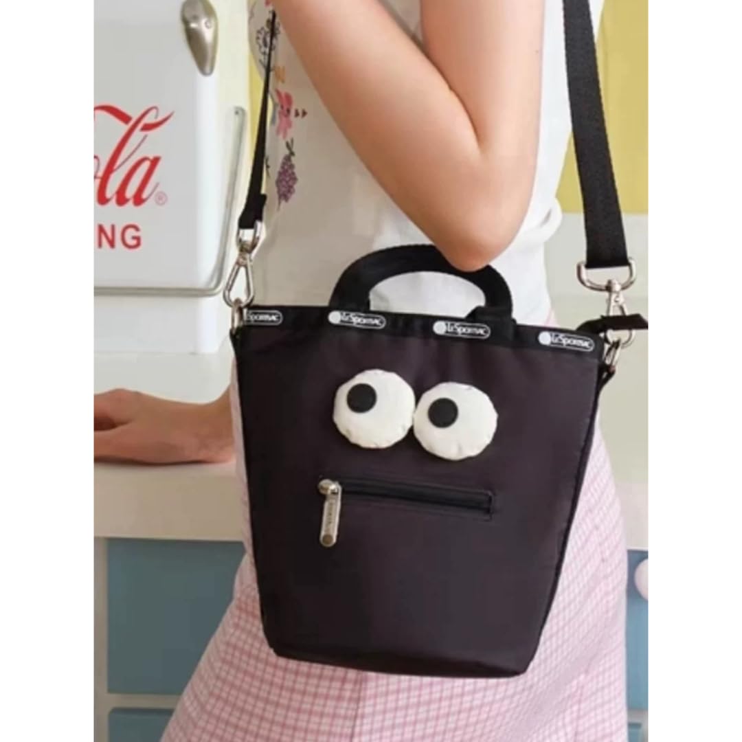 美品　レスポートサック　ショルダーバック　旅行バック　黒　シンプル LeSportsac レスポートサック ショルダーバッグ 8056 SMALL